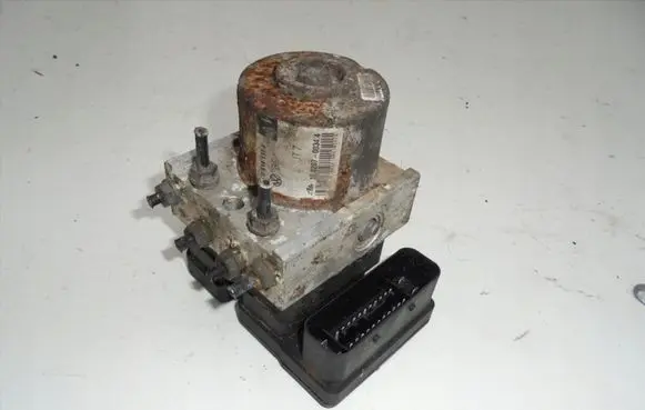 Volkswagen Golf V ABS Pump