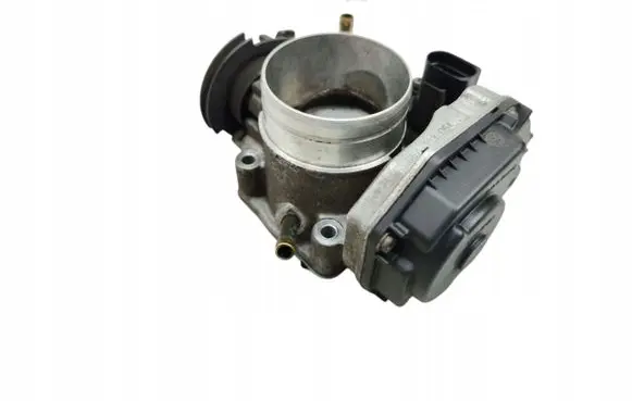 Audi A4 S4 B5 8D Throttle valve 06A133064