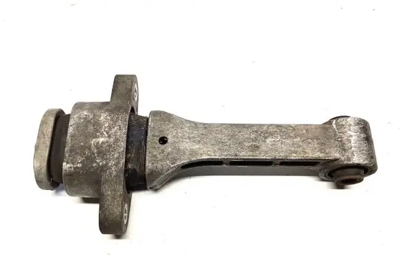 Hyundai ix35 Engine mount bracket 219572S000