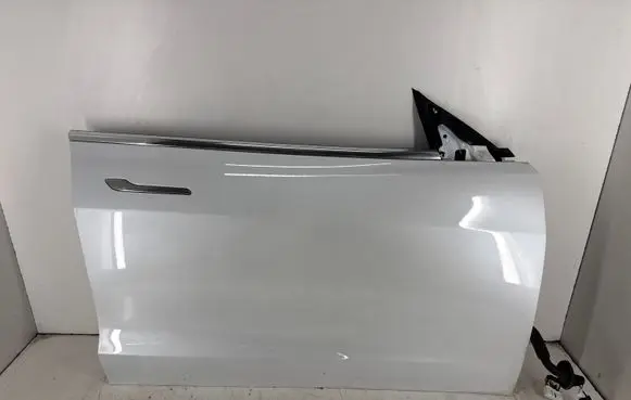 Tesla Model 3 Front door 1081420E0C