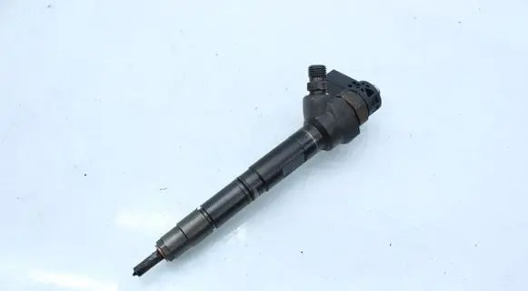 Skoda Yeti (5L) Fuel injector 03L130277J