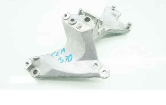 Mercedes-Benz CLA C118 X118 Engine mount vacuum valve A2821508000
