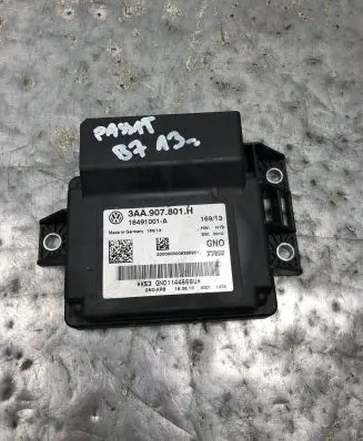Volkswagen PASSAT B7 Hand brake control module 3AA907801H
