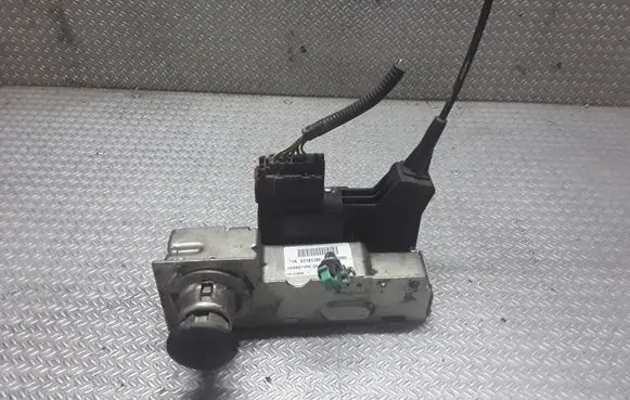 Front door lock