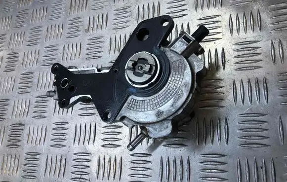 Skoda Roomster (5J) Vacuum pump 038145209N