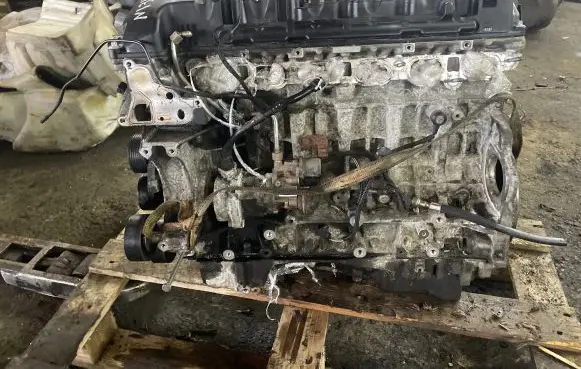BMW 3 E90 E91 Engine 7560526 N54E903J0 811M6MMVB