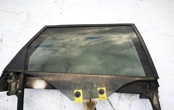 Audi A3 S3 8P Rear door window glass AS2