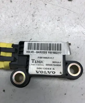 Volvo S40, V40 Airbag deployment crash/impact sensor 30613044A