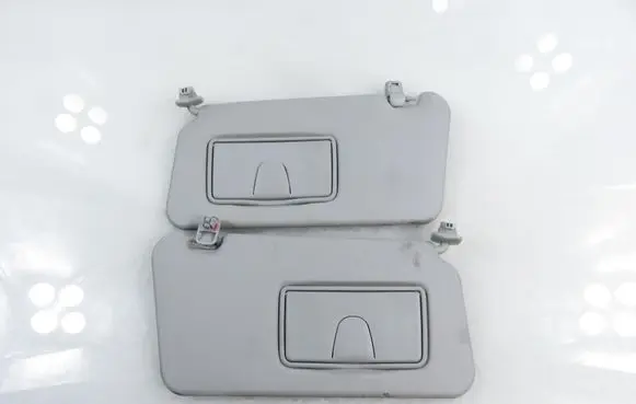 Suzuki Swift I Sun visor clip/hook/bracket 