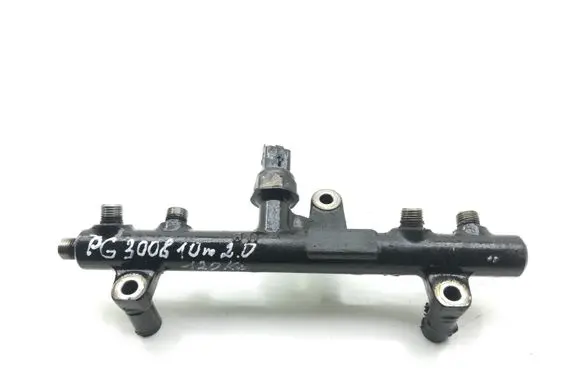 Peugeot 3008 I Fuel main line pipe
