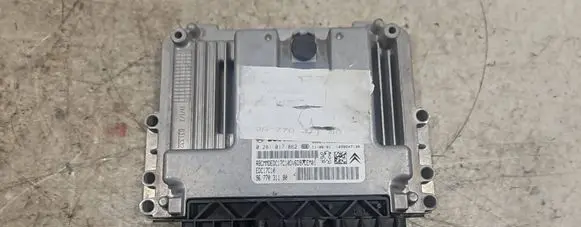Citroen C4 II Engine control unit/module 1039S47138 9677031180 0281017862