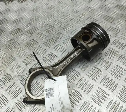 Jaguar XJ X350 Piston 