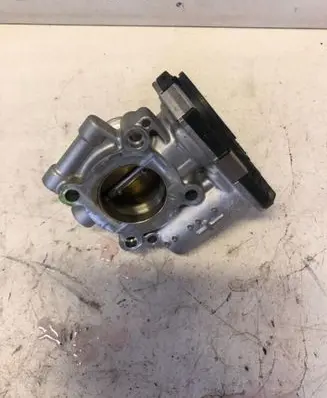 Opel Mokka Throttle valve 55565489