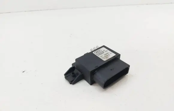 Audi A4 S4 B8 8K Fuel injection pump control unit/module 8K0906093D 0226211