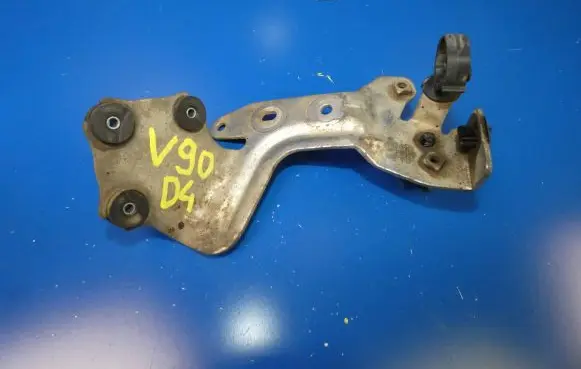 Volvo S90, V90 A/C compressor mount bracket 31686002 34202200