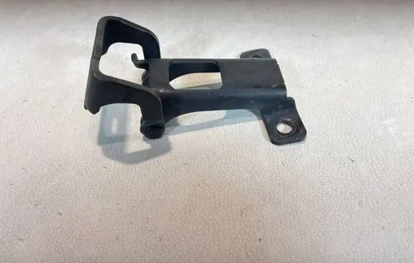 Mercedes-Benz Vito Viano W447 Tailgate/trunk/boot hinge W4477401037