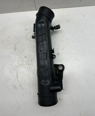 Volvo XC90 Intercooler hose/pipe 31422153