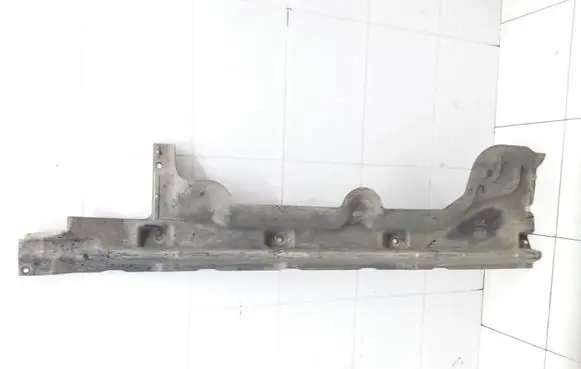 Volkswagen Transporter - Caravelle T5 Other under body part 7H0825209C
