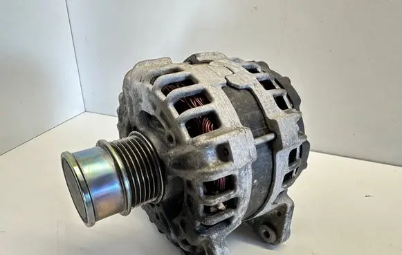 Volkswagen Polo V 6R Generator/alternator 04C903023L F000BL08F2