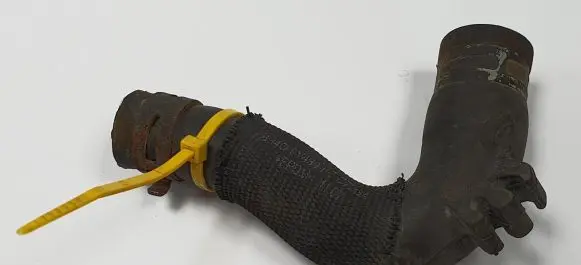 Land Rover Range Rover L322 Engine coolant pipe/hose 6H4Q-9Y439-FC