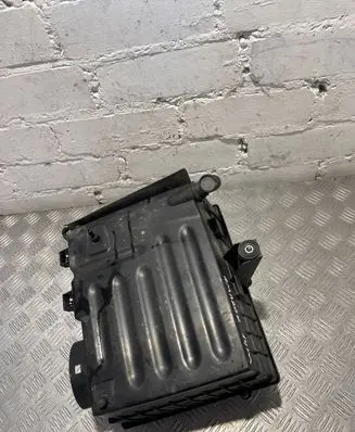 Volkswagen Amarok Air filter box 2H0129607F