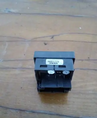 Volvo S70 V70 V70 XC Light switch 8601772