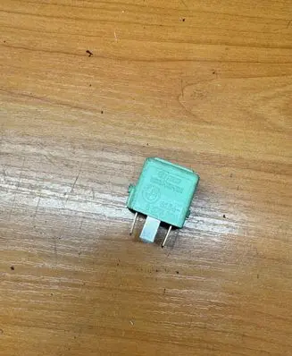 BMW 5 E60 E61 Other relay V23134K59X312 8373700 6136