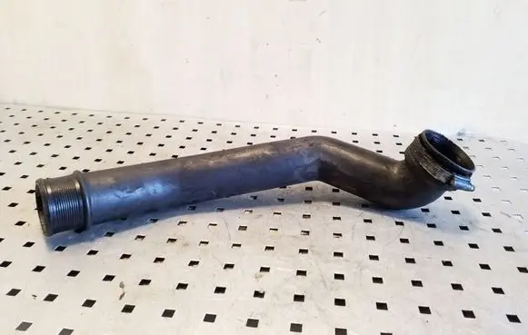 Volvo S40, V40 Intercooler hose/pipe 30617190