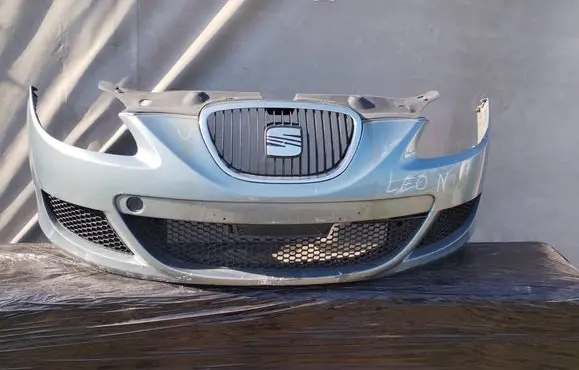 Seat Leon (1P) Front bumper 41A9