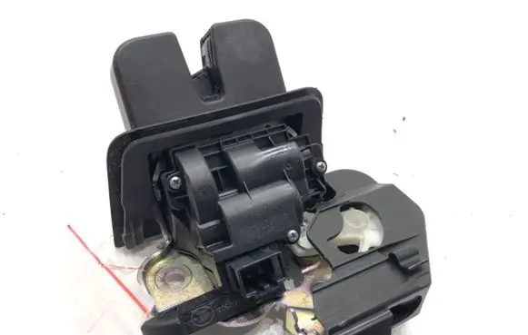 Audi A6 S6 C7 4G Tailgate exterior lock 