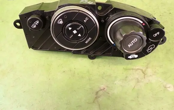 Honda Civic Climate control/heater control trim 79600SMGG4