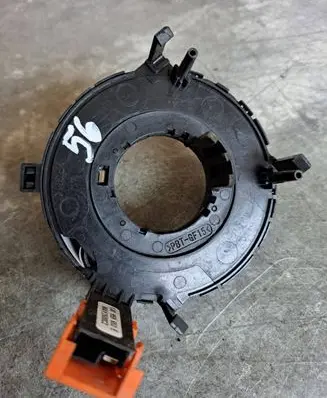 Skoda Octavia Mk1 (1U) Airbag slip ring squib (SRS ring) 1J0959653E MAY2608C2