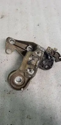 Volkswagen PASSAT B5 Sway bar bush bracket, front 