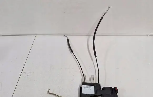 Hyundai Santa Fe Front door lock 534534534534