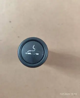 Audi A6 S6 C6 4F Cigarette lighter 