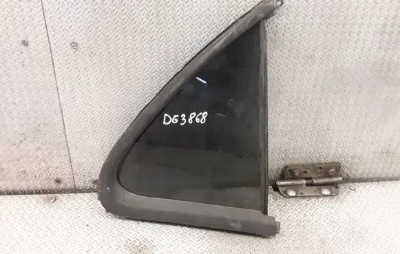 KIA Sorento Rear vent window glass 