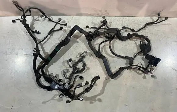 Toyota Avensis T270 Engine installation wiring loom 8281705480 8212105C60 8212105C60C