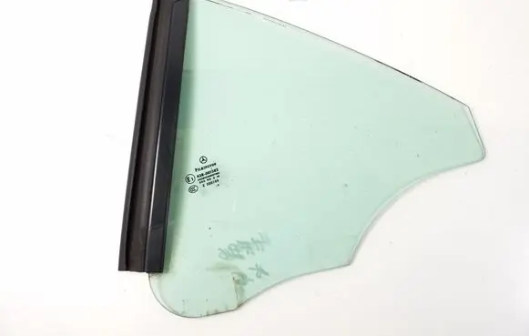 Mercedes-Benz SLK R172 Rear side window A1726700110