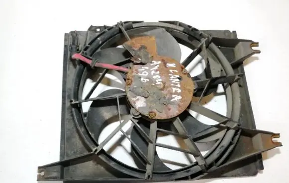 Hyundai Lantra II Radiator cooling fan shroud 4548548 4569631