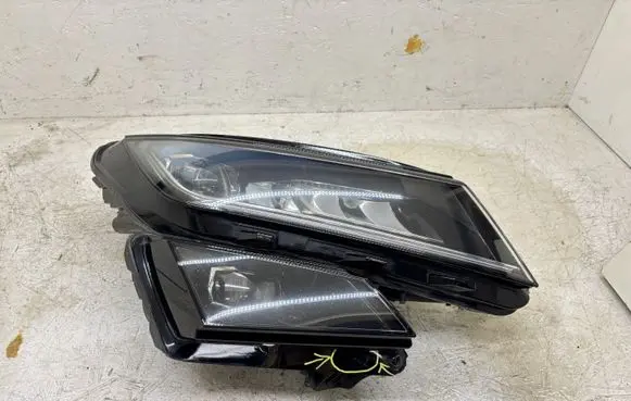 Skoda Kodiaq Headlight/headlamp 566941016H