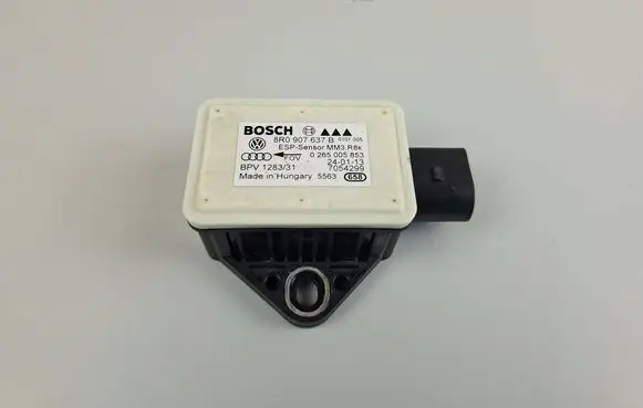 Volkswagen Polo V 6R ESP acceleration yaw rate sensor 8R0907637B 0265005853