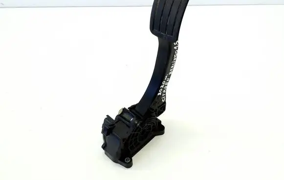 Citroen Berlingo Accelerator throttle pedal 9836042280