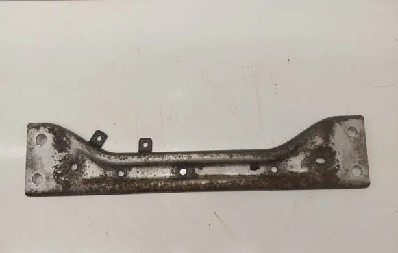 Volkswagen Golf VII Muffler mount bracket/holder 5Q0804421B