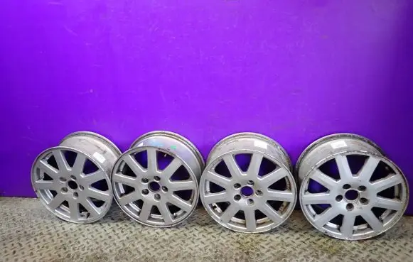 R16 alloy rim