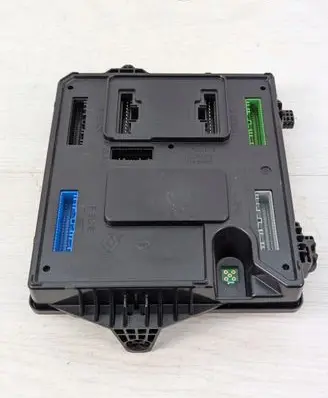 Renault Megane III BSM Control unit 284B17715R