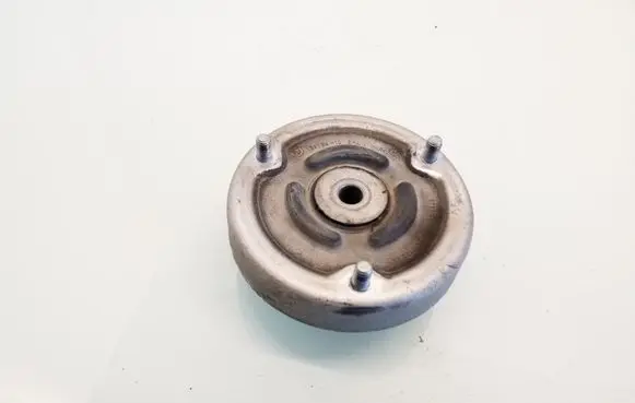BMW 5 E60 E61 Rear coil spring rubber mount 13918410