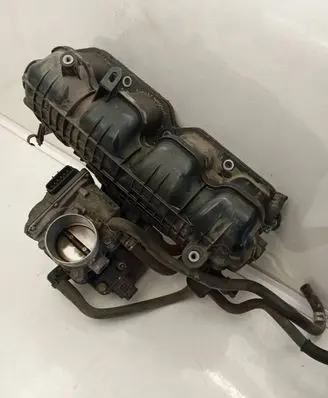 Toyota Auris E180 Intake manifold 1712037054