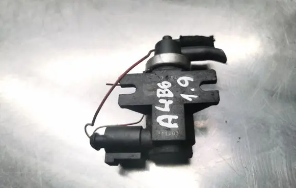 Audi A4 S4 B6 8E 8H Turbo solenoid valve