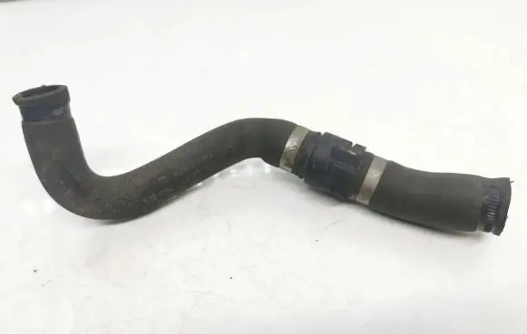 Mercedes-Benz Vito Viano W639 Engine coolant pipe/hose A6398324923 A6398326223