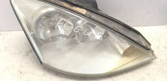 Ford Focus Headlight/headlamp 2M5113W029BE